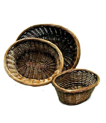 Oval Willow Basket 16"L x 12"W x 6"H